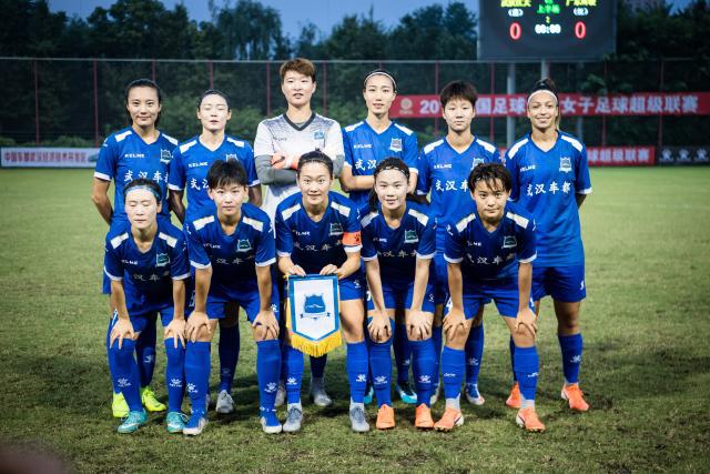 国乒赛季结束，女单争议不断，孙颖莎成焦点